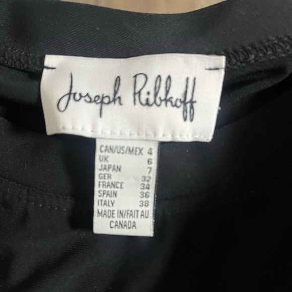 JOSEPH RIBKOFF
Black/White Top mesh with floral design - Picture 4 of 8